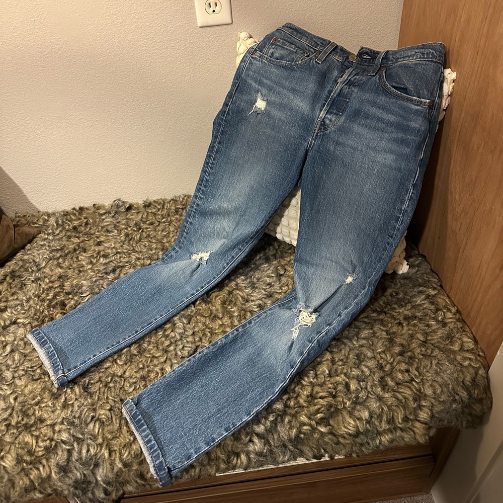 Levi's Women's Blue Straight Leg Jeans